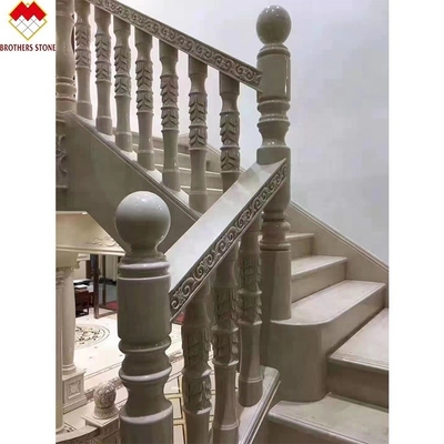 Manches de balcon en marbre de calcite pour les escaliers en pierre intérieurs à un prix abordable