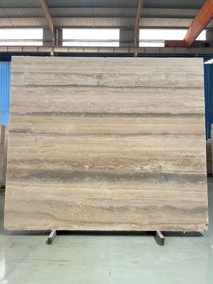 Taille 12x24 pouces Veines grises Travertin beige plancher en bonne forme dans le style de design moderne