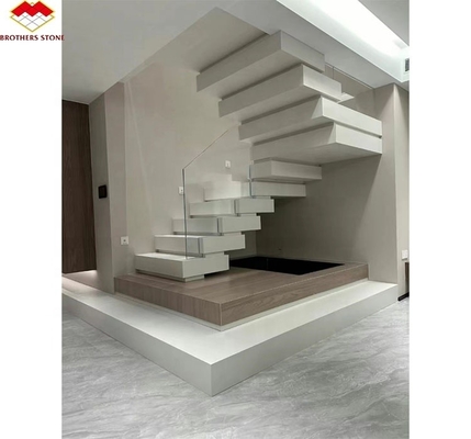 Étagères en pierre artificielle anti-dérrapage brillantes pour un escalier droit intérieur