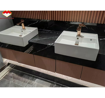 Vaisseau en marbre blanc à veines coupé à la taille du marbre de calcite pour le design d'une villa d'hôtel moderne