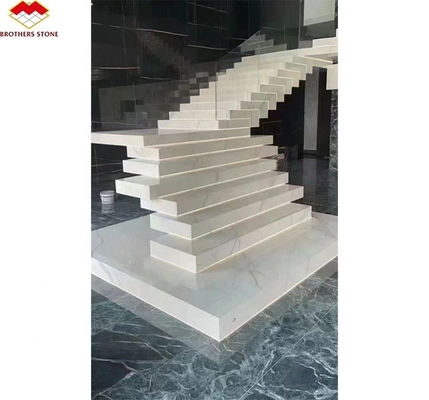 Améliorez l'intérieur de votre hôtel avec des marches d'escalier de design moderne en pierre artificielle