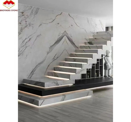 Améliorez l'intérieur de votre hôtel avec des marches d'escalier de design moderne en pierre artificielle