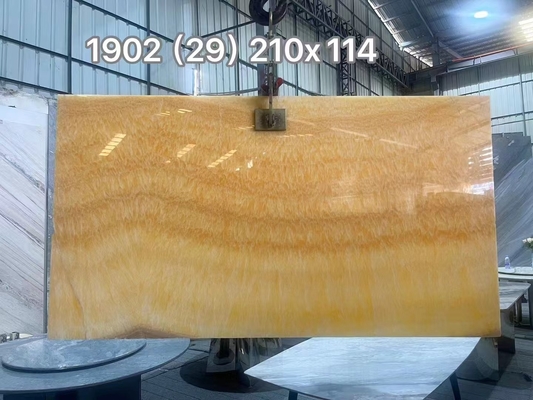 Design moderne Onyx translucide Beige Marbre Jaune Miel Onyx Slab pour une table de villa