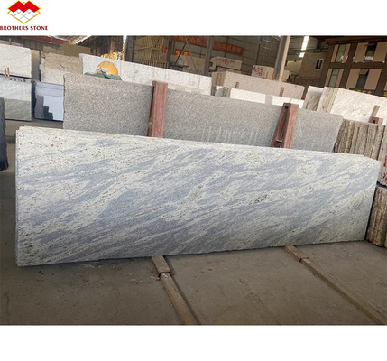 Plaque de granit de texture blanche taillée sur mesure exportée d'Inde pour la conception de villas et d'hôtels