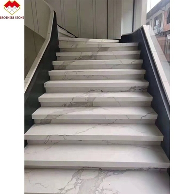 2800*600mm 1200*3600mm Taille standard Carreaux de plancher pour les escaliers et matériaux de construction