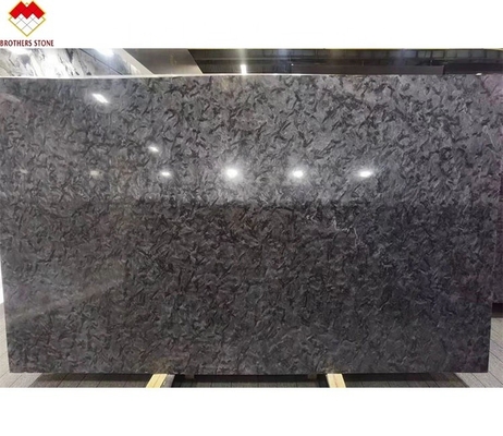 Surface en cuir brossé naturel matrice Versacenoir classique comptoir en quartzite noir du Brésil