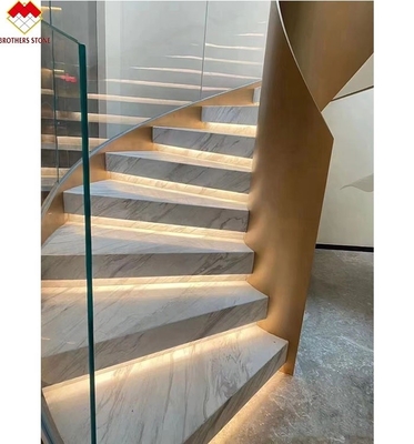 Lumière LED moderne à l'arrière Escalier intérieur antidérapant Design en marbre blanc cristallin FOB
