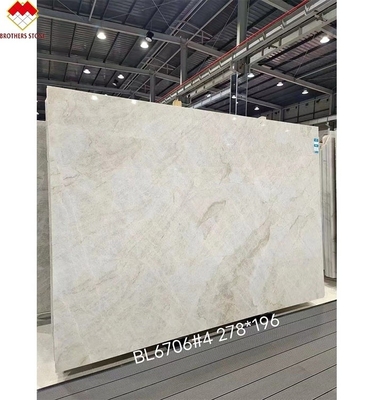 Des comptoirs et des tablettes en pierre de marbre du Taj Mahal naturel de couleur beige clair