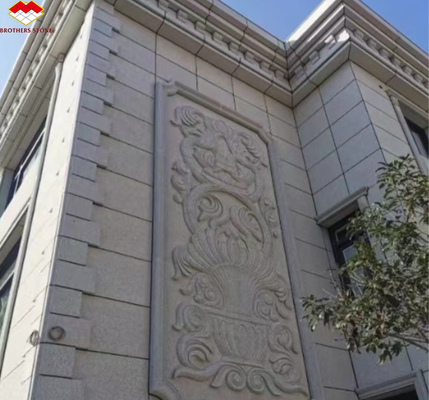 Veneur de pierre de granit gris chinois moderne à feu coupé à la taille pour revêtement de mur extérieur