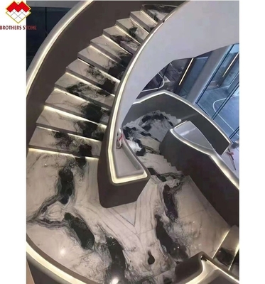 Escalier en spirale en pierre naturelle finition finie à l' intérieur avec lumière LED et design antidérapant