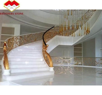 Escalier droit Escalier intérieur en marbre blanc Décoré en marbre naturel poli