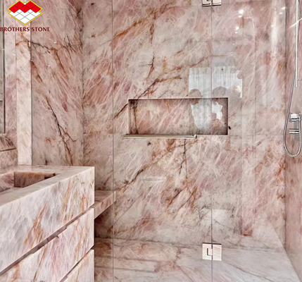 Grande dalle de marbre cristallique finement décorée pour un design de lavabo moderne et luxueux