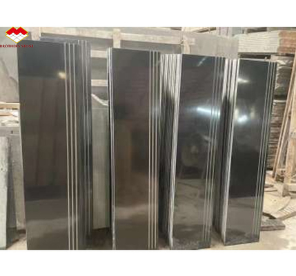Couleur noire pure Granite Slab Surface polie Finition Forme de grande dalle