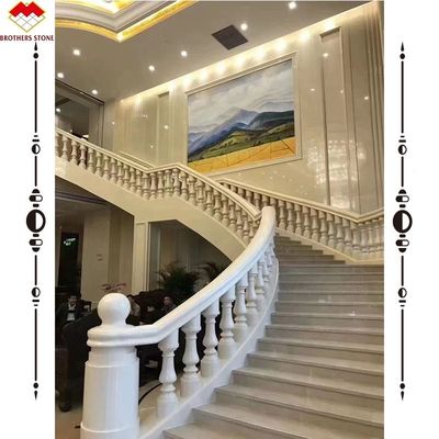 Bon marbre d'escalier en céramique de nez en blanc avec finition vitrée personnalisée