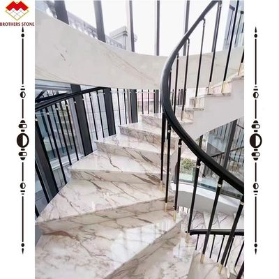 Bon marbre d'escalier en céramique de nez en blanc avec finition vitrée personnalisée
