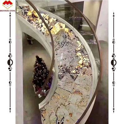 Bon marbre d'escalier en céramique de nez en blanc avec finition vitrée personnalisée