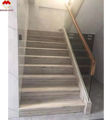 Escalier droit en marbre blanc en bois avec surface de dessin et conception de ruban adhésif antidérapant