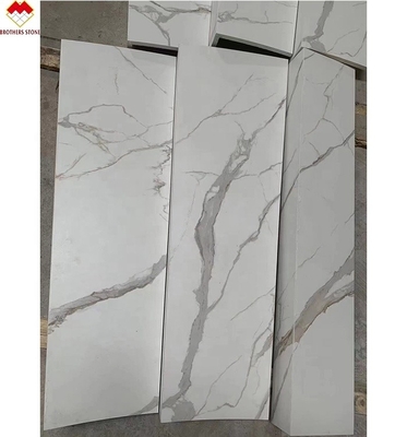 Blanc Noir Gris Or Personnalisé Polie Calacatta Marbre Regard Porcelaine Escaliers de tuiles