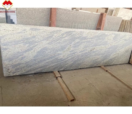 Carreaux de sol en granit blanc du Cachemire poli à l'extérieur et à l'intérieur en Inde