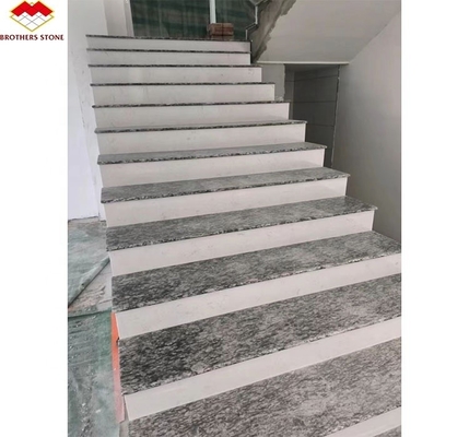 Plaque de granit noir taillée sur mesure pour les escaliers et les bâtiments dans le design chinois moderne