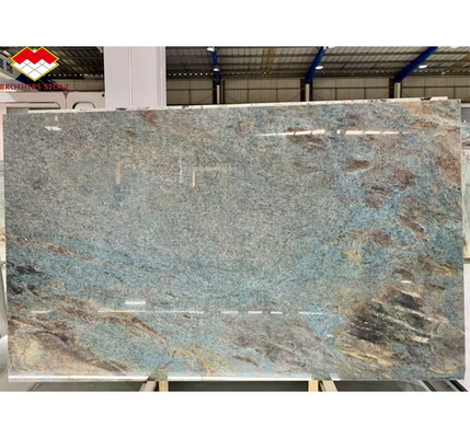 Amazon Blue Luxury Stone avec surface polie