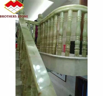 Manche en marbre d' Onyx blanc et vert pour les escaliers
