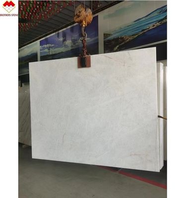 Carreaux en onyx blanc rétroéclairés pour les murs et le sol Translucides en marbre blanc cristallin