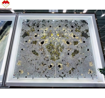 Panneau mural de pierre de quartzite brésilien translucide de granit alpin super cristallin exotique naturel rétroéclairé