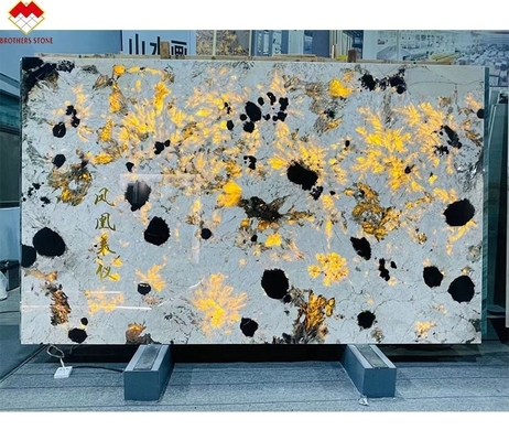 Brésilien Splendor Blanc de Quartzite de la pierre grande dalle Translucide Bureau de l'île de la pierre rétroéclairage Polissé dalle Pour les villas Hôtels