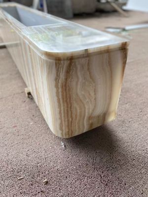 Tableau de télévision personnalisé en onyx blanc en marbre ensemble de support de table en bois avec des veines en bois blanc élégante meubles de salon