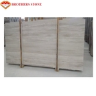Dalles et tuiles en bois blanches résistantes à l'usure de marbre de veine pour le revêtement de mur et de sol