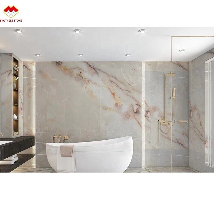 Plaque de pierre de marbre d' onyx blanc poli Le choix parfait pour les carreaux de salle de bain de luxe